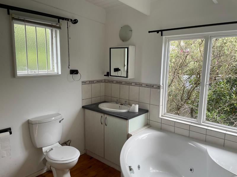 To Let 5 Bedroom Property for Rent in Kommetjie Western Cape